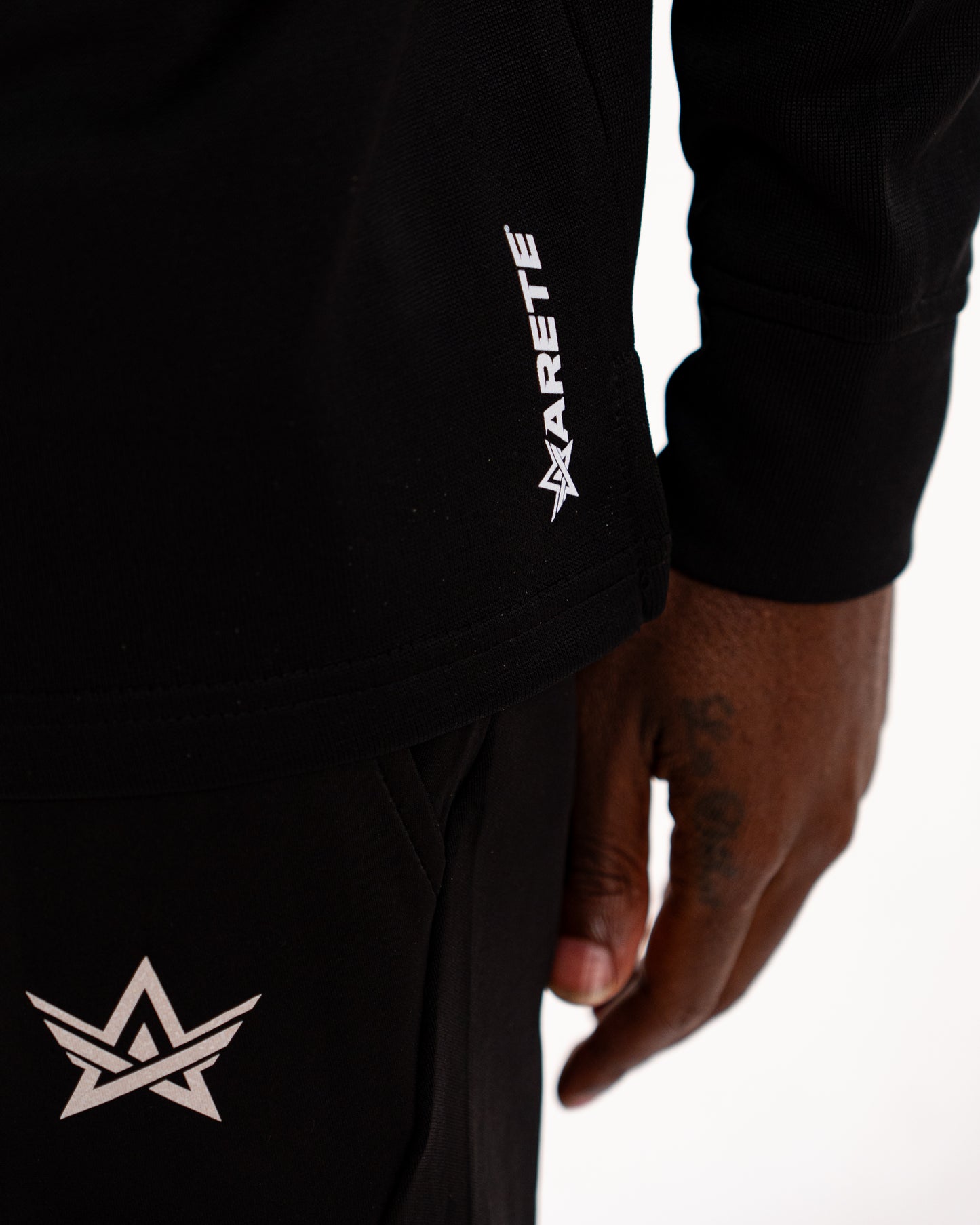 ARETE CUSTOM PERFORMANCE QUARTER ZIP